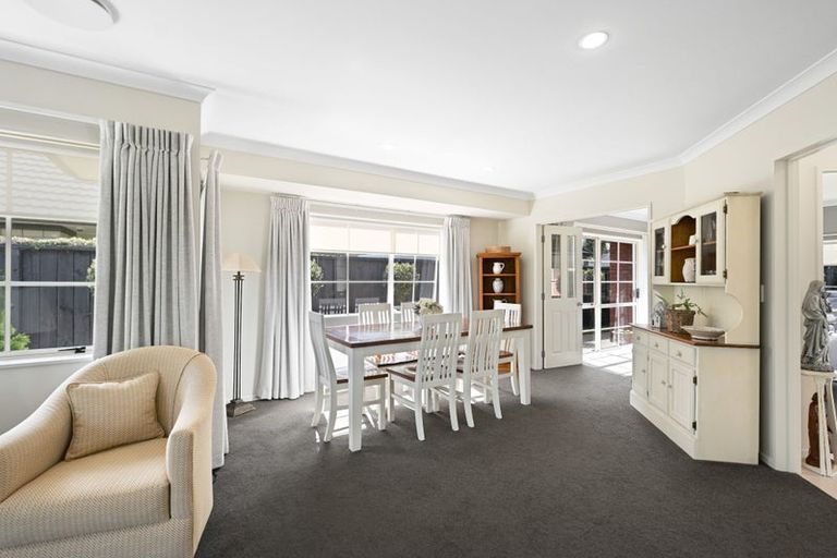 Photo of property in 12 Raungawari Drive, Huntington, Hamilton, 3210