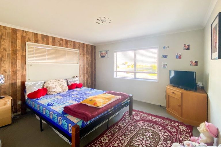 Photo of property in 6 Kittyhawk Avenue, Wigram, Christchurch, 8042