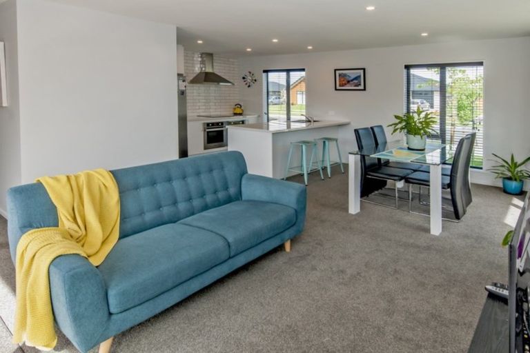 Photo of property in 7 Northmoor Boulevard, Rolleston, 7615