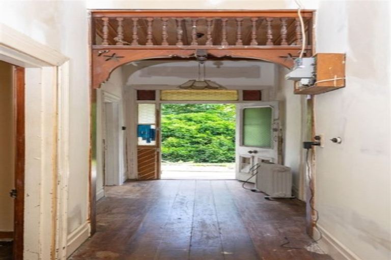 Photo of property in 76 Wairau Road, Picton, 7220