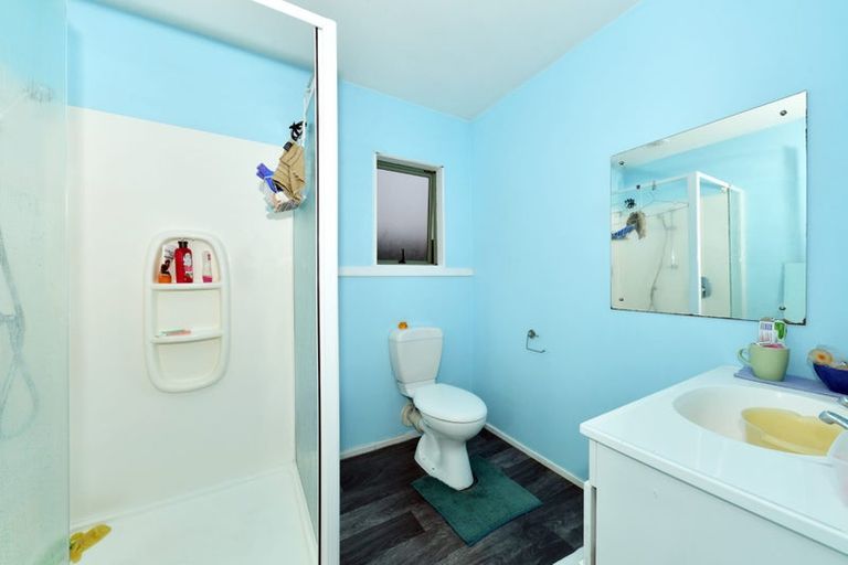 Photo of property in 39 Kathleen Crescent, Hornby, Christchurch, 8042