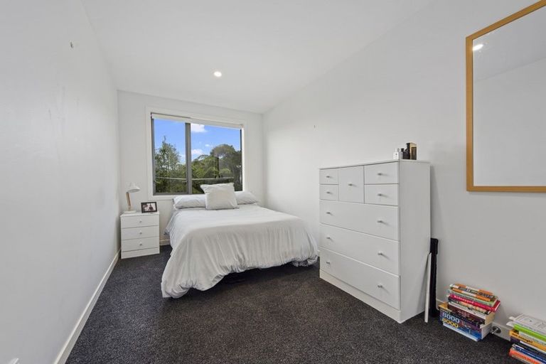 Photo of property in 19 Cosgrove Rise, Riverstone Terraces, Upper Hutt, 5018