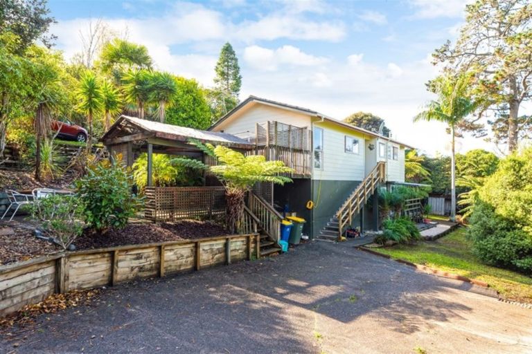Photo of property in 52 Japonica Drive, Beach Haven, Auckland, 0626