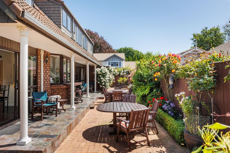 Photo of property in 95 Park Road, West End, Palmerston North, 4410