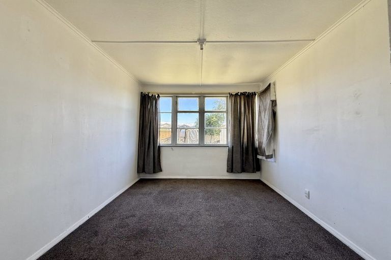 Photo of property in 36 Kummer Crescent, Masterton, 5810