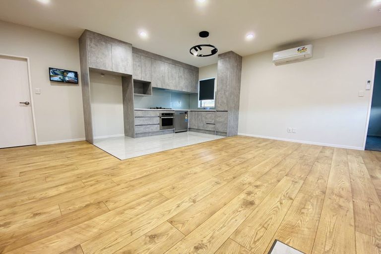 Photo of property in 18a Fernaig Street, Papakura, 2110