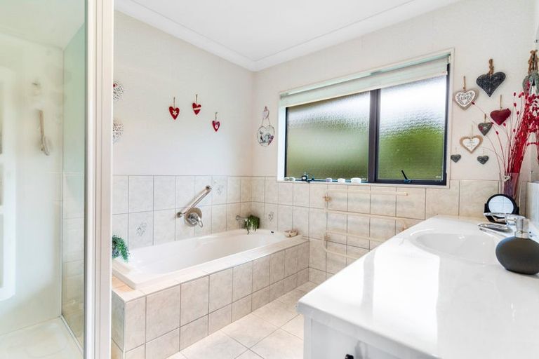 Photo of property in 8 Blakewell Place, Beachlands, Auckland, 2018