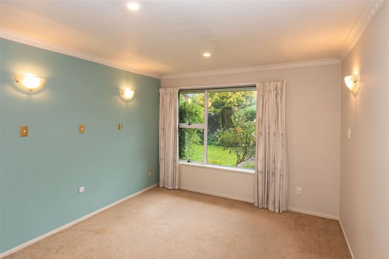 Photo of property in 2/106 Saint James Avenue, Papanui, Christchurch, 8053