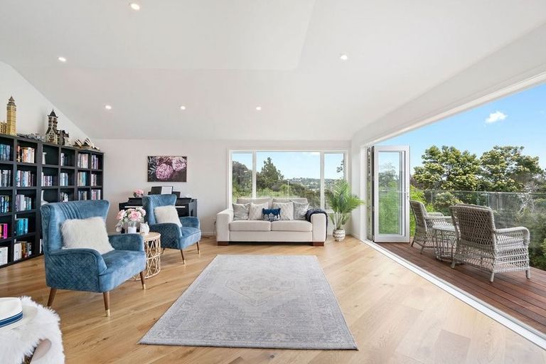 Photo of property in 86 Pemberton Avenue, Bayview, Auckland, 0629