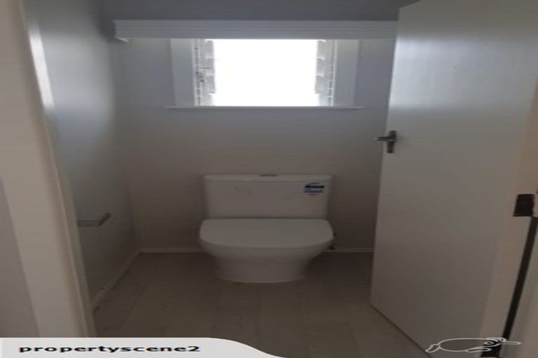 Photo of property in 40 Abbotleigh Avenue, Te Atatu Peninsula, Auckland, 0610