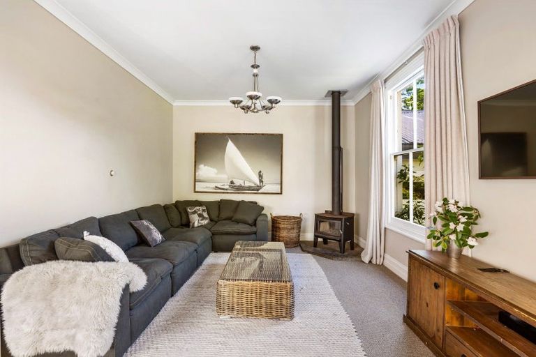 Photo of property in 70 Gillies Crescent, Waimarama, Havelock North, 4294