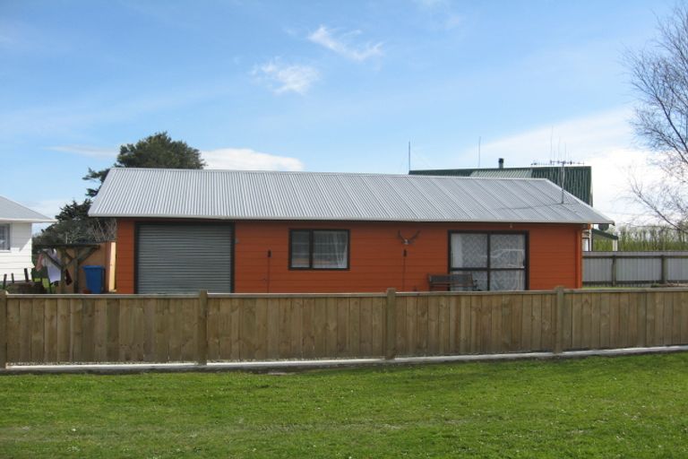 Photo of property in 43 Rata Street, Tokomaru, Palmerston North, 4474