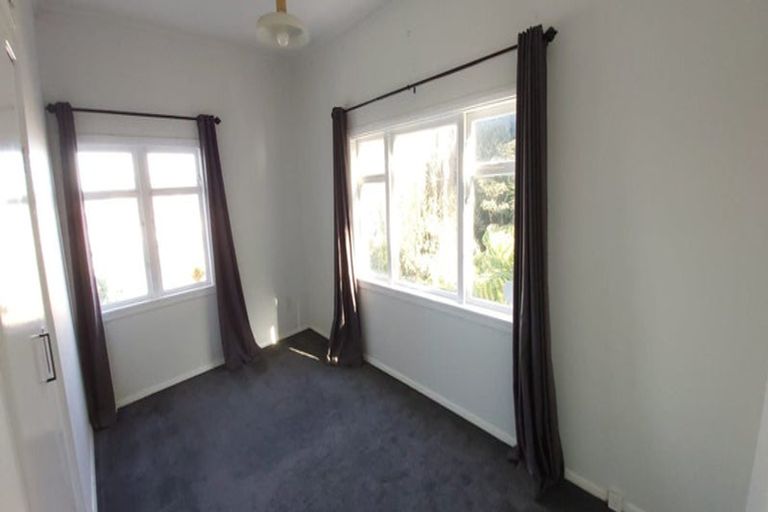 Photo of property in 27 Sar Street, Wadestown, Wellington, 6012