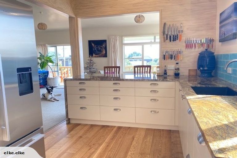 Photo of property in 92 Pohutukawa Avenue, Ohope, 3121