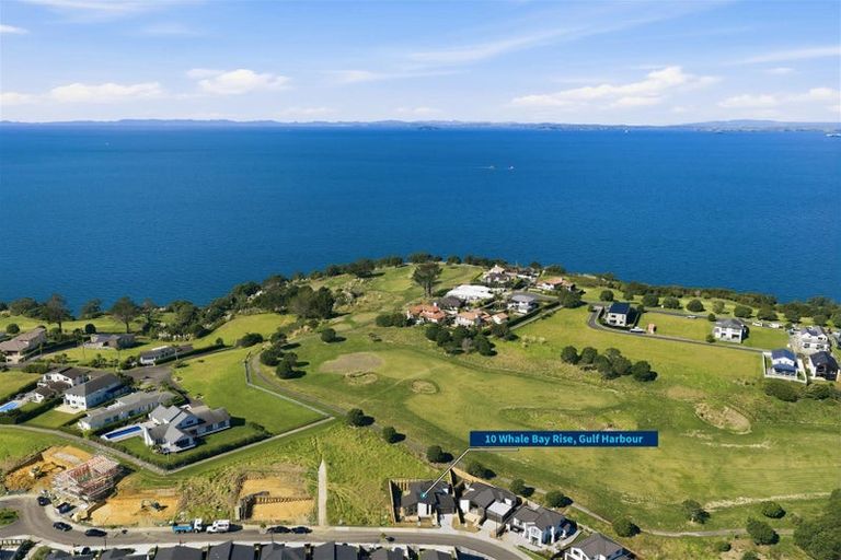 Photo of property in 10 Whale Bay Rise, Gulf Harbour, 0930