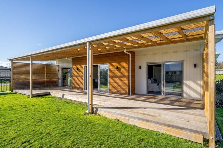 Photo of property in 15 Mcdonald Way, Lansdowne, Masterton, 5810