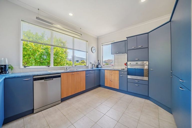 Photo of property in 3 The Masthead, Whitby, Porirua, 5024