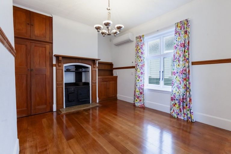 Photo of property in 1 Mcgrath Street, Napier South, Napier, 4110