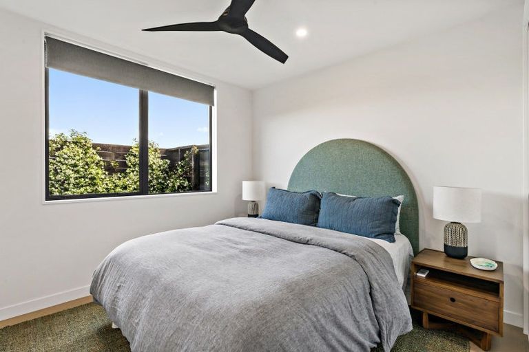 Photo of property in 17 Dinning Road, Riverhead, 0820