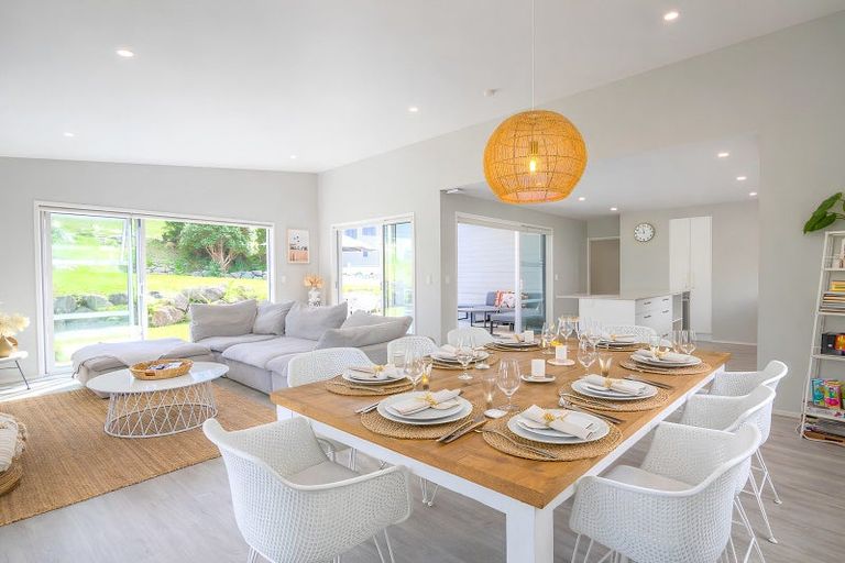 Photo of property in 5 Ross Place, Whiritoa, Whangamata, 3691