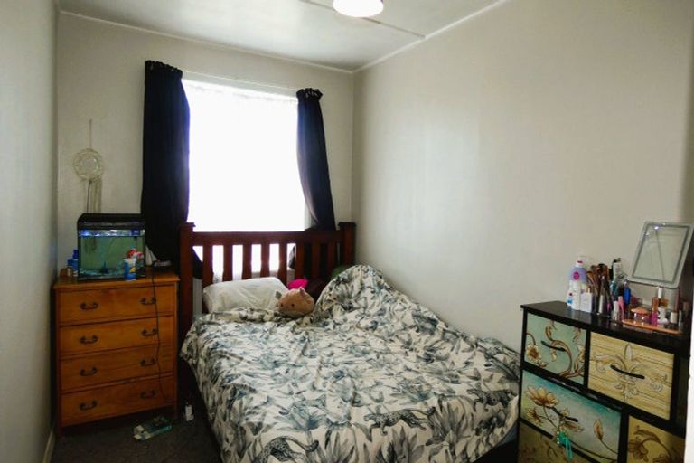 Photo of property in 66 Rintoul Street, Westport, 7825