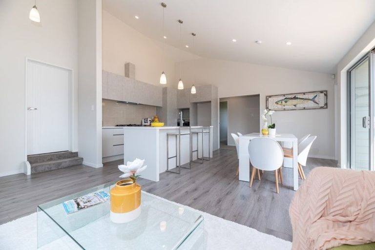 Photo of property in 4 Piccolo Court, Kumeu, 0810