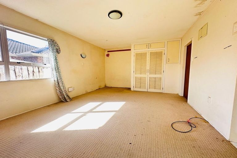 Photo of property in 129 Russell Road, Manurewa, Auckland, 2102