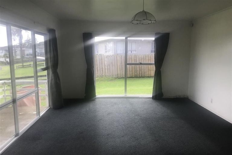Photo of property in 1 Bedlington Avenue, Manurewa, Auckland, 2102