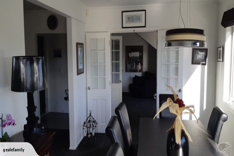 Photo of property in 82 Townsend Road, Miramar, Wellington, 6022