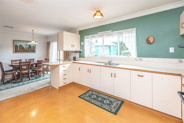 Photo of property in 14 Banks Place, Tawhero, Whanganui, 4501