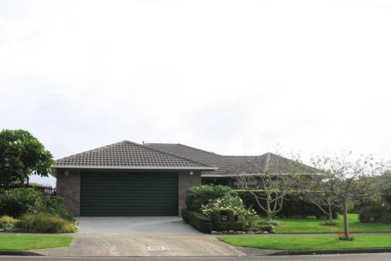 Photo of property in 86 Parata Street, Waikanae, 5036