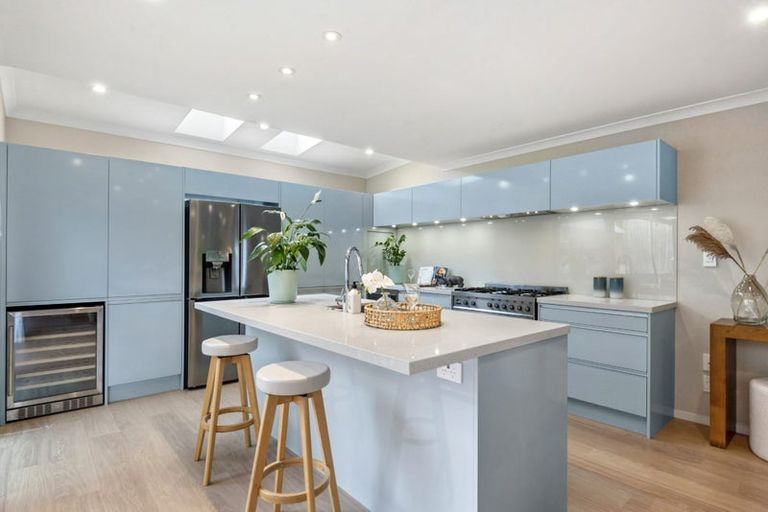 Photo of property in 3f Dallinghoe Crescent, Milford, Auckland, 0620