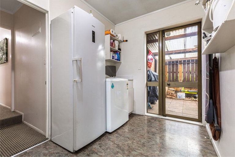 Photo of property in 106 Everglade Drive, Totara Heights, Auckland, 2105