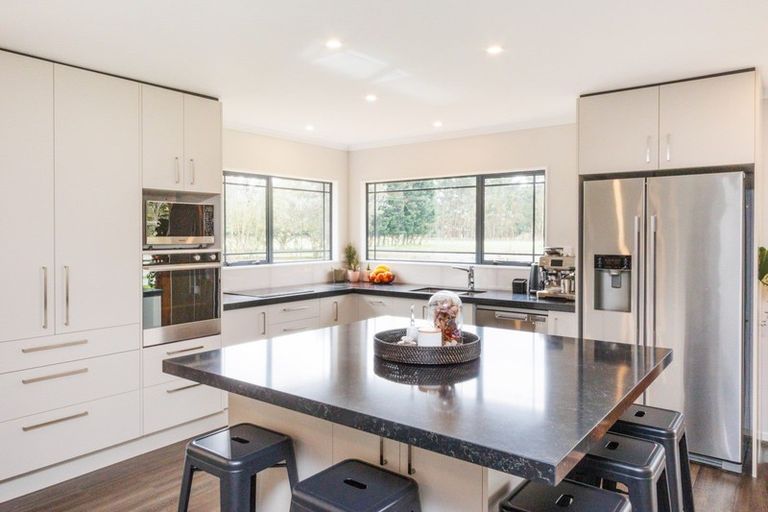 Photo of property in 1156a Kairanga Bunnythorpe Road, Kairanga, Palmerston North, 4475