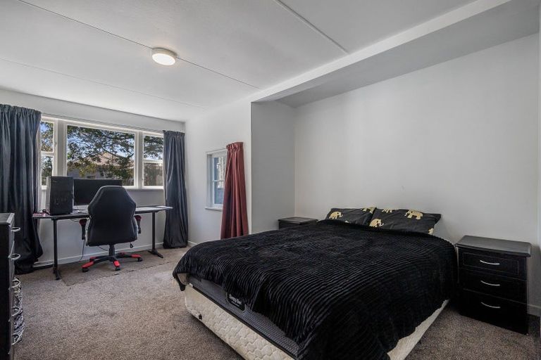 Photo of property in 24a Mckenzie Street, Levin, 5510