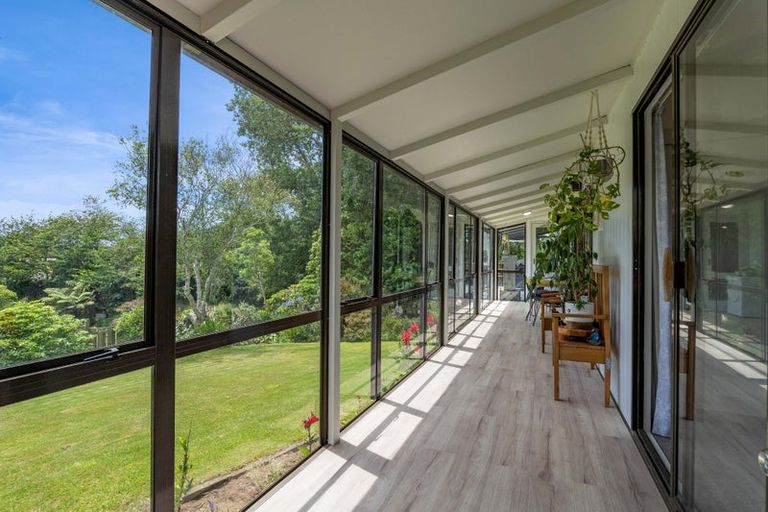 Photo of property in 4 Quin Crescent, Hawera, 4610