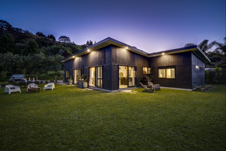 Photo of property in 105 Puketapu Road, Taradale, Napier, 4112