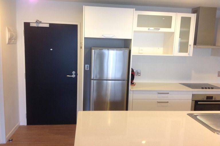 Photo of property in 2c/136 Stancombe Road, Flat Bush, Auckland, 2016