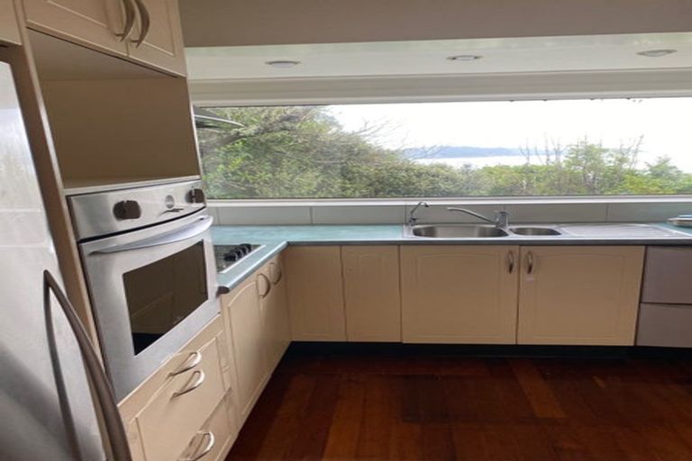 Photo of property in 62 Onslow Road, Khandallah, Wellington, 6035