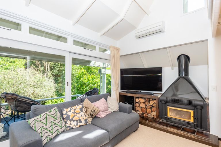 Photo of property in 15 Stanford Crescent, Whataupoko, Gisborne, 4010