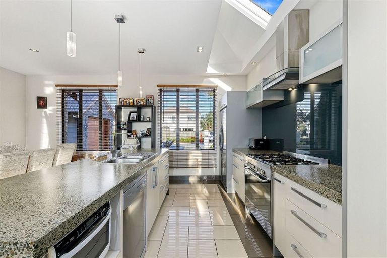 Photo of property in 64 Mary Street, Papanui, Christchurch, 8053