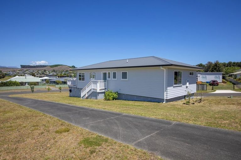 Photo of property in 2 Wai Kite Kite Place, Motuoapa, 3382