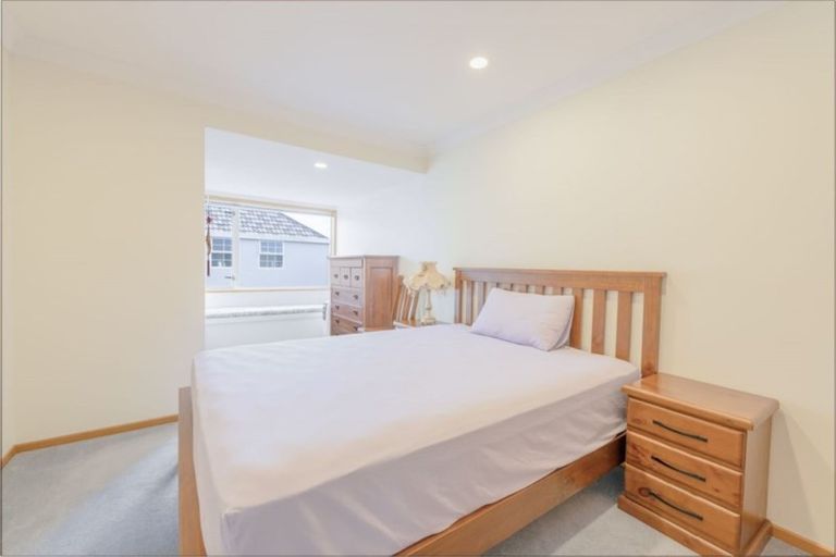 Photo of property in 26 Witbrock Crescent, Burnside, Christchurch, 8053