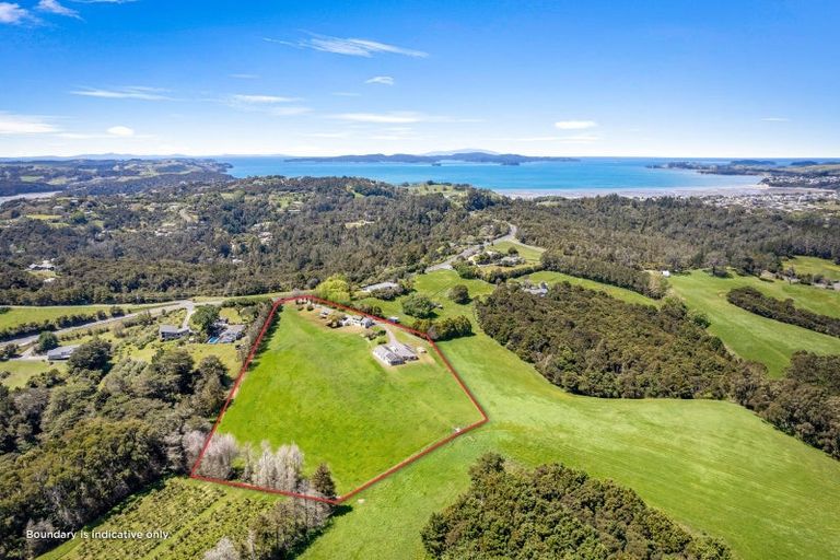 Photo of property in 30 Mahurangi East Road, Snells Beach, 0982