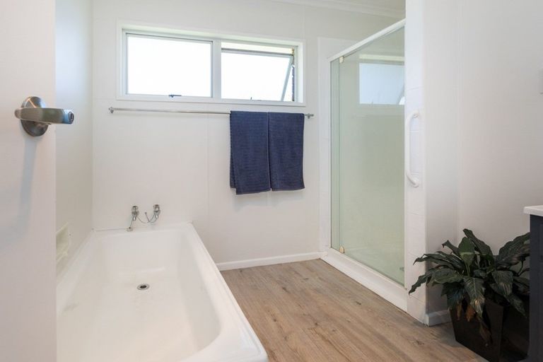 Photo of property in 55 Lockhart Avenue, Milson, Palmerston North, 4414