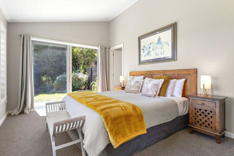 Photo of property in 146 Highland Drive, Acacia Bay, Taupo, 3385