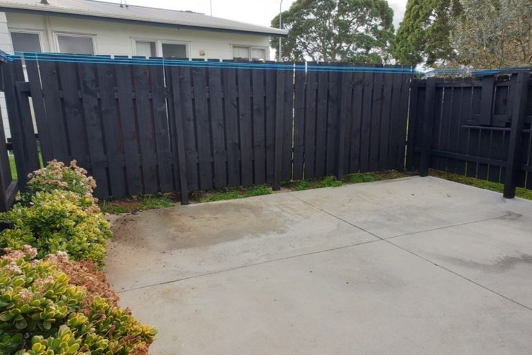 Photo of property in 1/397 Roscommon Road, Clendon Park, Auckland, 2103