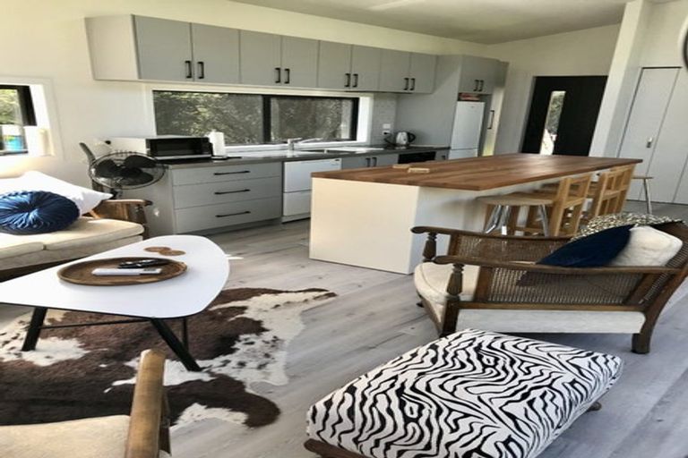 Photo of property in 7-7a Weka Road, Raumati Beach, Paraparaumu, 5032