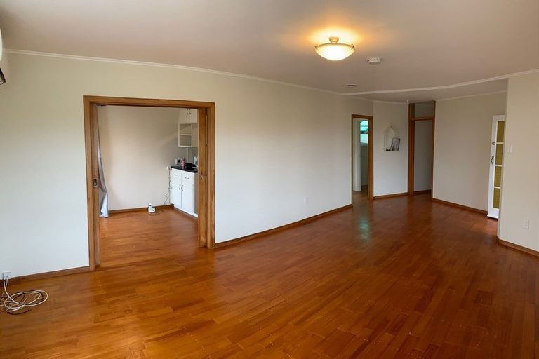 Photo of property in 46 Stott Avenue, Birkdale, Auckland, 0626