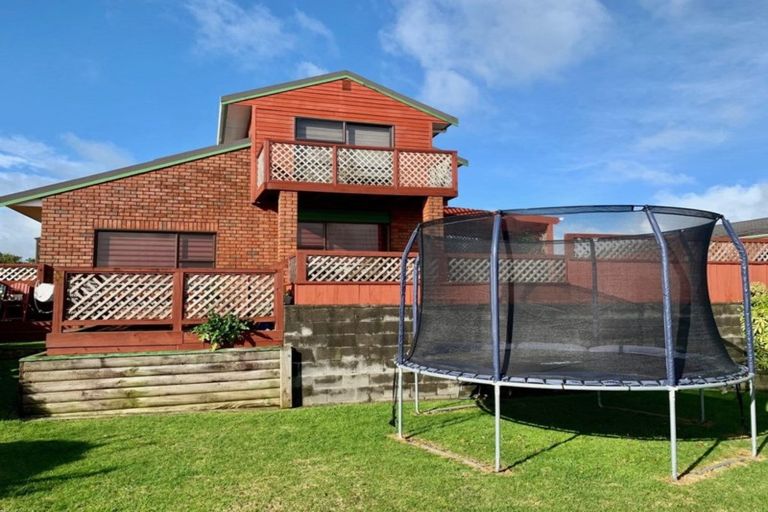 Photo of property in 142 Parklands Avenue, Bell Block, New Plymouth, 4312